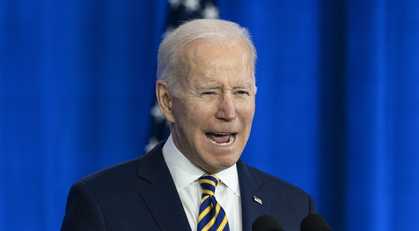 Biden Forgets Who Members of Congress Are and Seems to Point at the Air Again