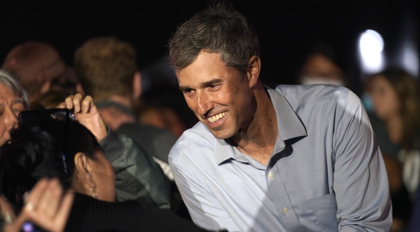 Beto gets standing ovation, but does it matter?