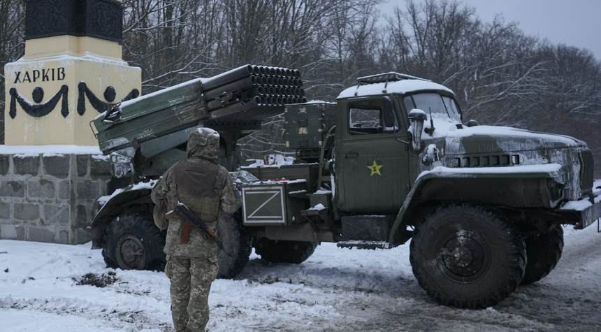 US Artillery Delivered to Ukraine Is More Than Guns, It Is a Game-Winning Change From the Present