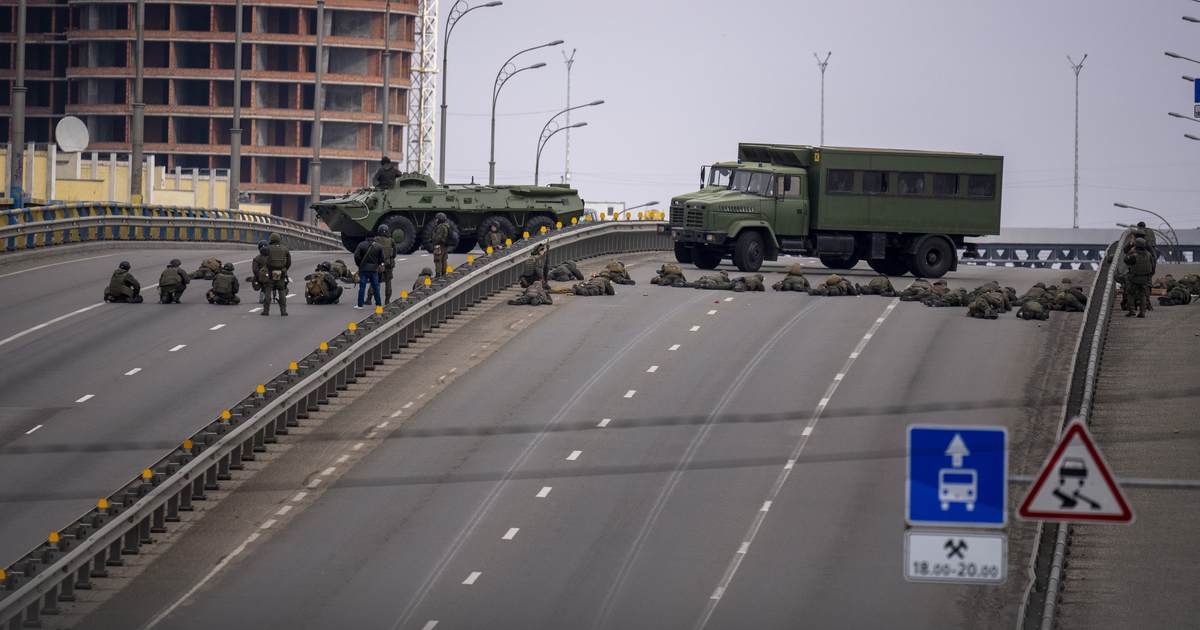 Analysis: As Russia's Ukraine Campaign Struggles, the West Must Neuter Putin's Nuclear Threat – RedState - Vimarsana News