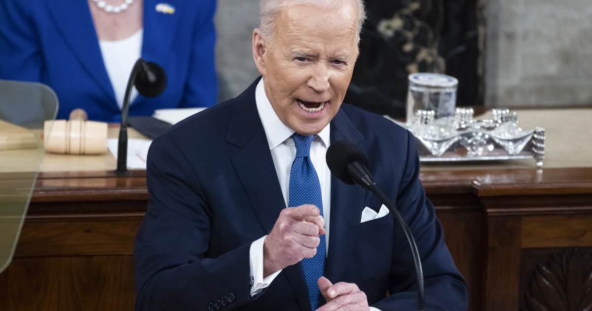 NY Times Author Angry at Biden Over Funding the Police Is Right - Vimarsana News