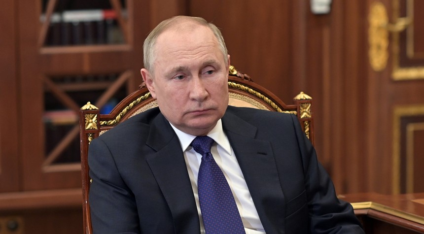 Report: Kremlin "insiders" fear war will take a catastrophic toll on Russia