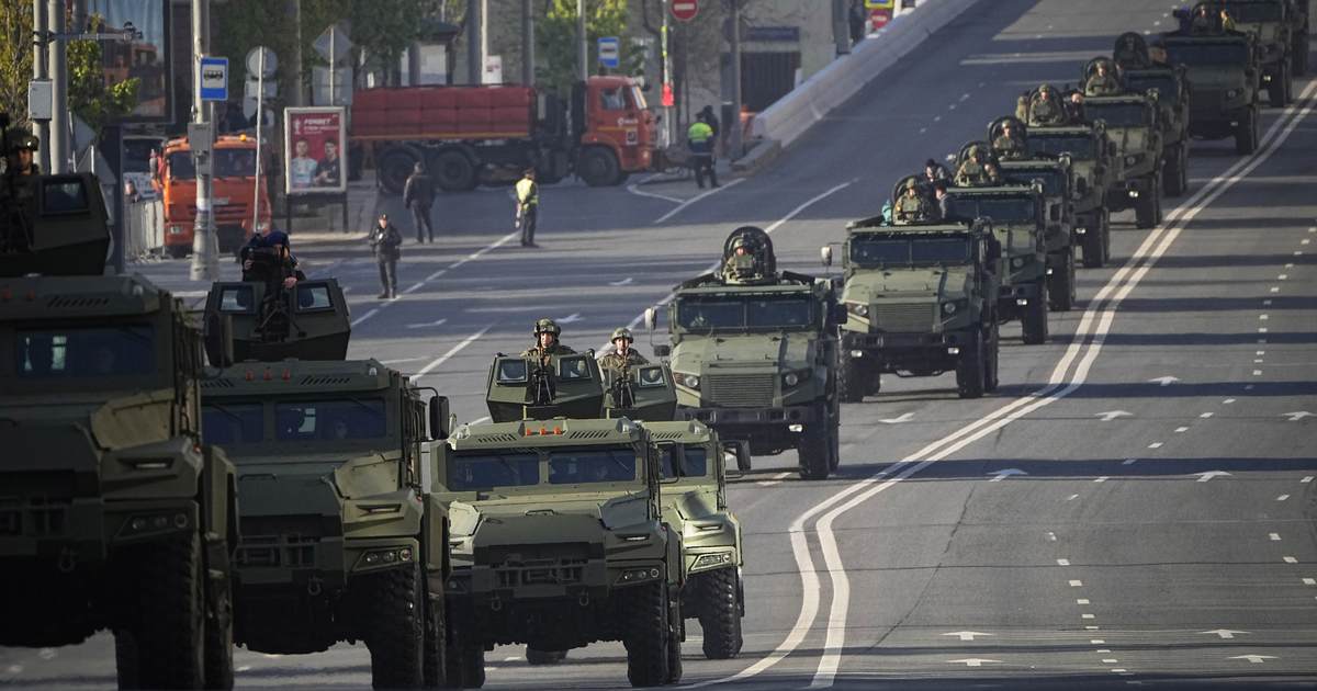 Biden Orders 'Certain' Military Reserves to Europe - Vimarsana News