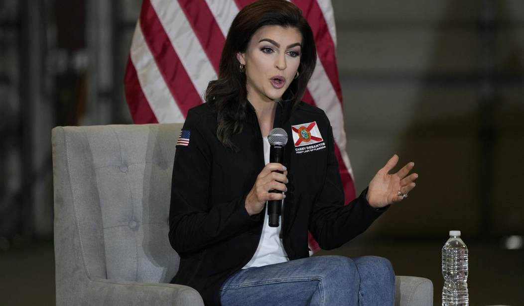 Casey DeSantis goes solo in Iowa as she launches Mamas for DeSantis nationwide - Vimarsana News