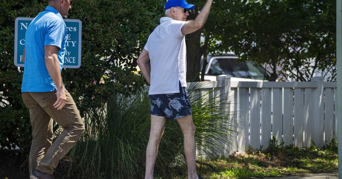 Joe Biden Hit With Ice-Cold Inconvenient Reminder as He Begins 10-Day Vacation - Vimarsana News