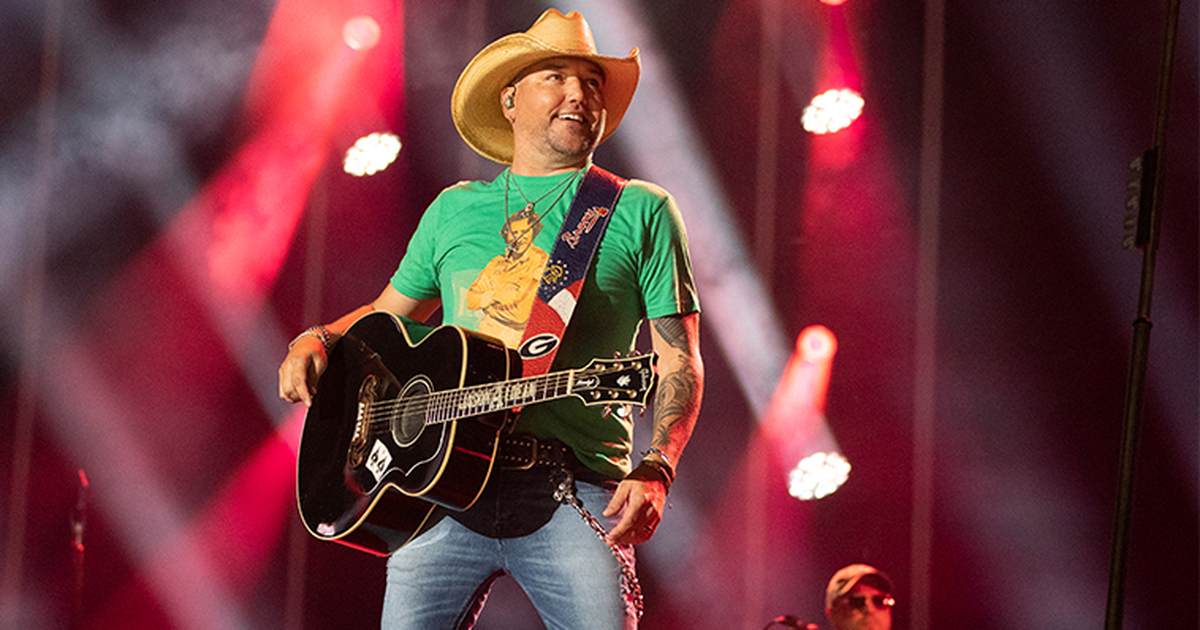 Who's "worse?" Jason Aldean or Tom MacDonald? - Vimarsana News