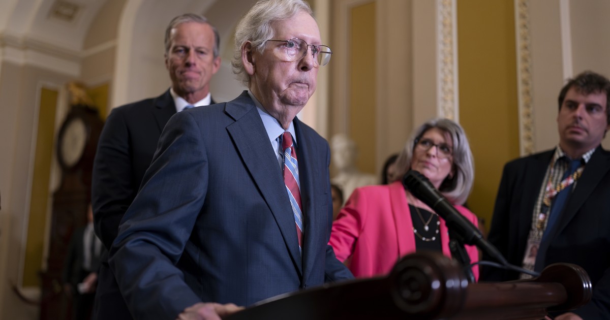 Doc clears Mitch McConnell after scary 'freeze' moment - Vimarsana News