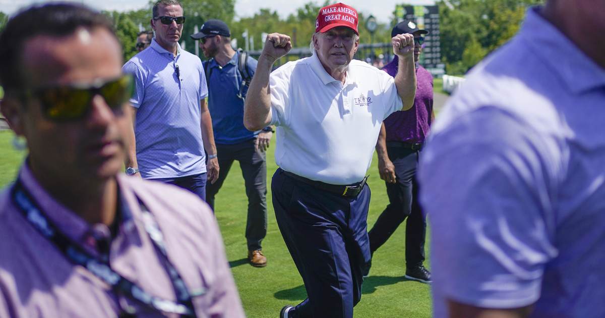 Then there were eight: GOP debate stage is set and Trump won't be there - Vimarsana News