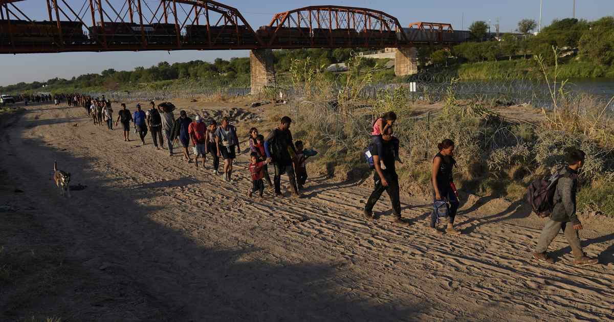 On Border, Oft-Divided Florida Congressional Republicans Match DeSantis' Tough Talk - Vimarsana News