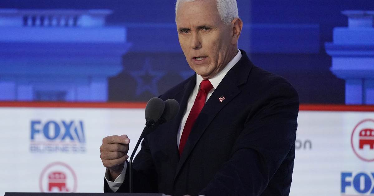 Pence Bows Out of the Race as Trump Seeks His Endorsement - Vimarsana News