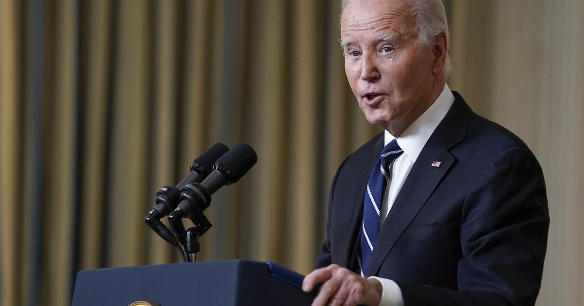 LIES! Joe Biden Shared 29,000 Emails with Hunter and Jim Biden's Businesses - Vimarsana News