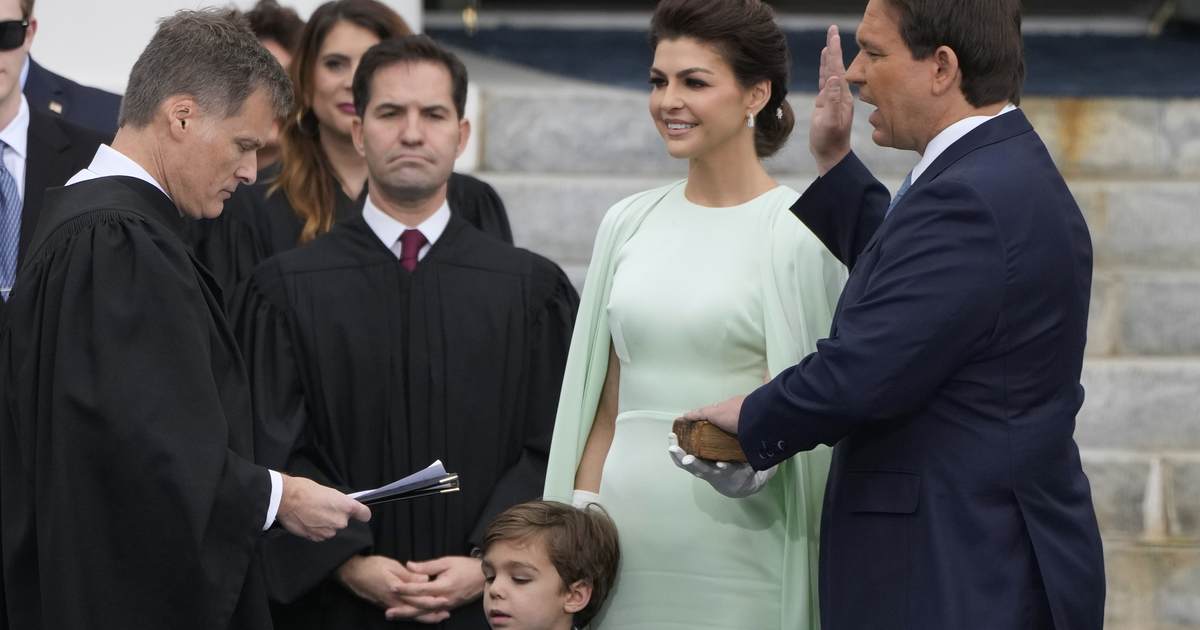 DeSantis' bold colors signal Morning in America II, and liberals are nervous - Vimarsana News