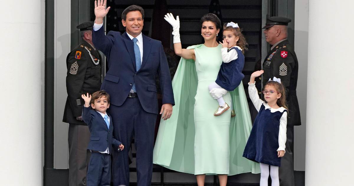 This Line Brought Down the House During Ron Desantis' Speech – PJ Media - Vimarsana News