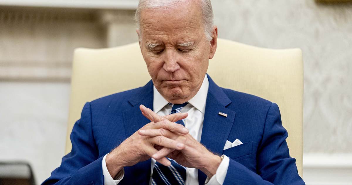Biden's Visit to Nantucket Christmas Tree Lighting Interrupted by 'Free Palestine' Protesters - Vimarsana News