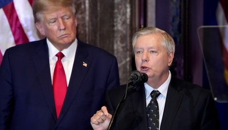 Lindsey Graham Loses His Mind Over Ron DeSantis' Ukraine Position