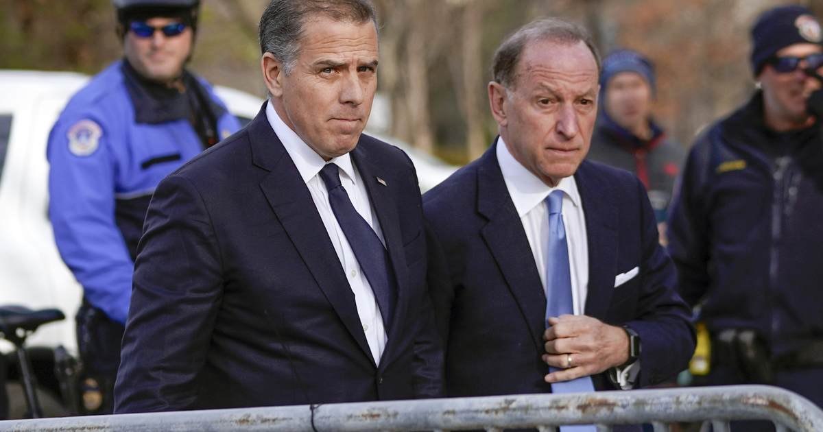 Hunter Biden Knew His Art Buyers. Ethical "Guardrails" Were a Scam - Vimarsana News