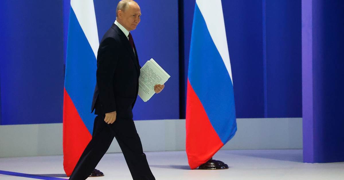 Vladimir Putin Uses 'Historic' Speech to Whine, Suspend the New START Treaty, and Whine Some More - Vimarsana News