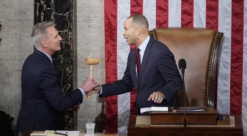 Hakeem Jeffries Defies Kevin McCarthy, Reappoints Schiff and Swalwell to Intel Committee
