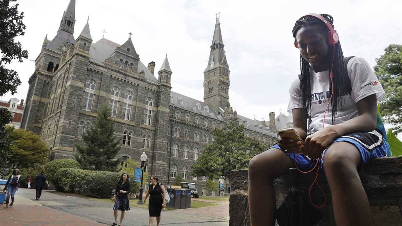 Ilya Shapiro Is Back at Georgetown