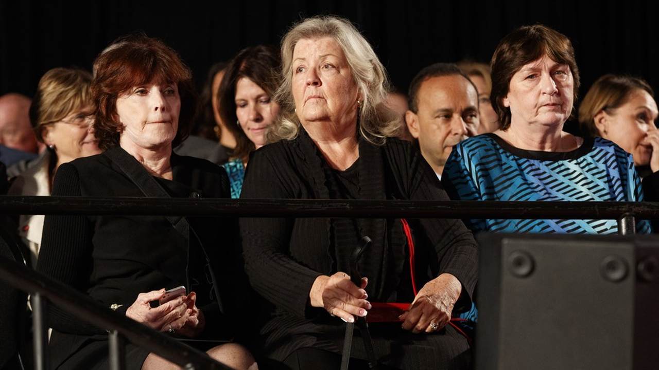 Twitter Bans Bill Clinton Accuser Juanita Broaddrick Over COVID-19 Vaccine Tweet - Vimarsana News