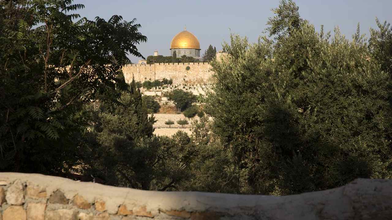 Quick Compelling Bible Study Vol. 51: Sacrificial Connection between Abraham, Isaac, and Jesus - Vimarsana News