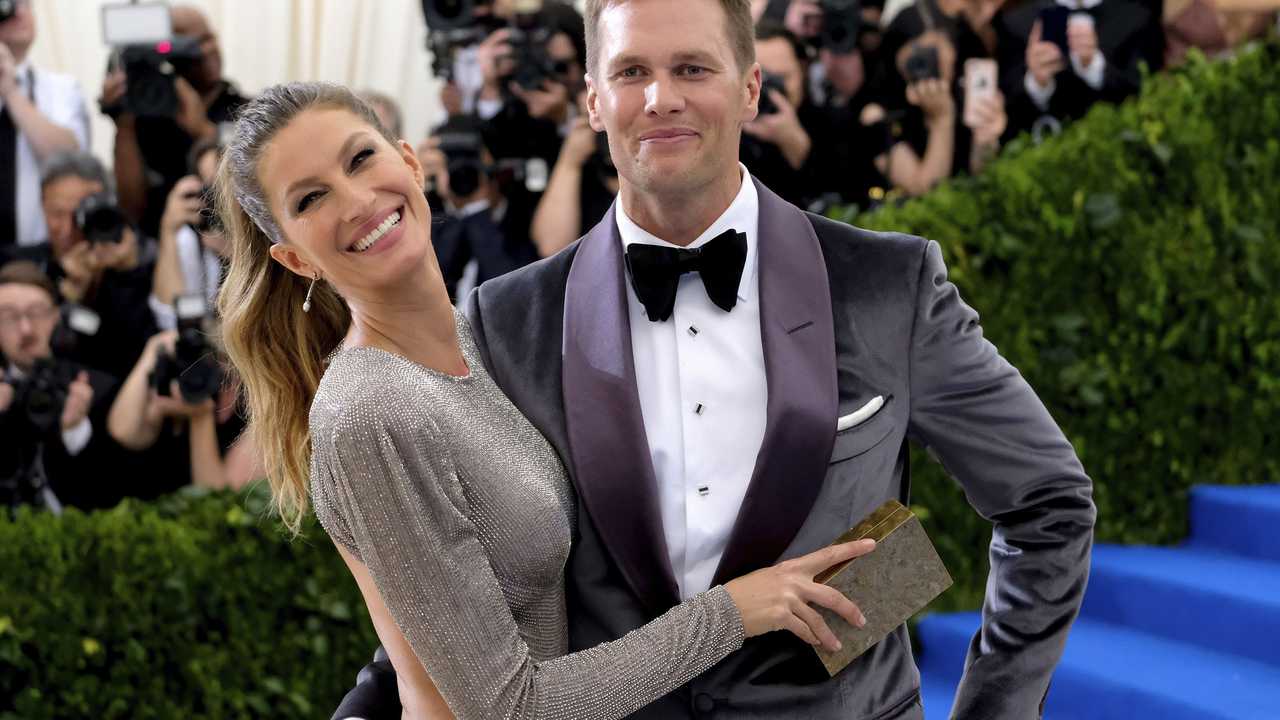 When Mrs. Tom Brady Modeled Che Guevara - Vimarsana News