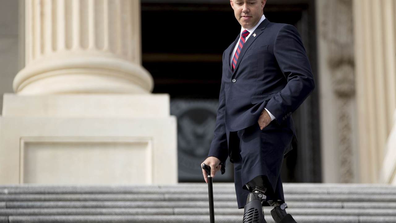 Video: Veteran Lawmakers Speak Out About Afghanistan Debacle One Year Later - Vimarsana News