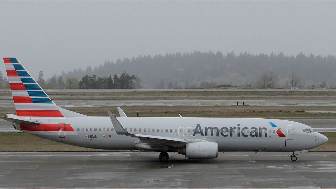 American Airlines Leaves Thousands Stranded Ahead of July 4 Weekend - Vimarsana News