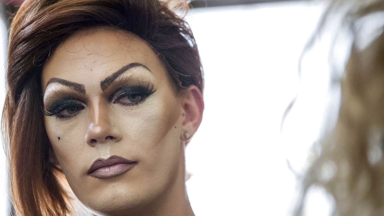 Flashback: Drag Queen Tells Woke Parents to Keep Their Kids the Hell Away From Their Shows - Vimarsana News