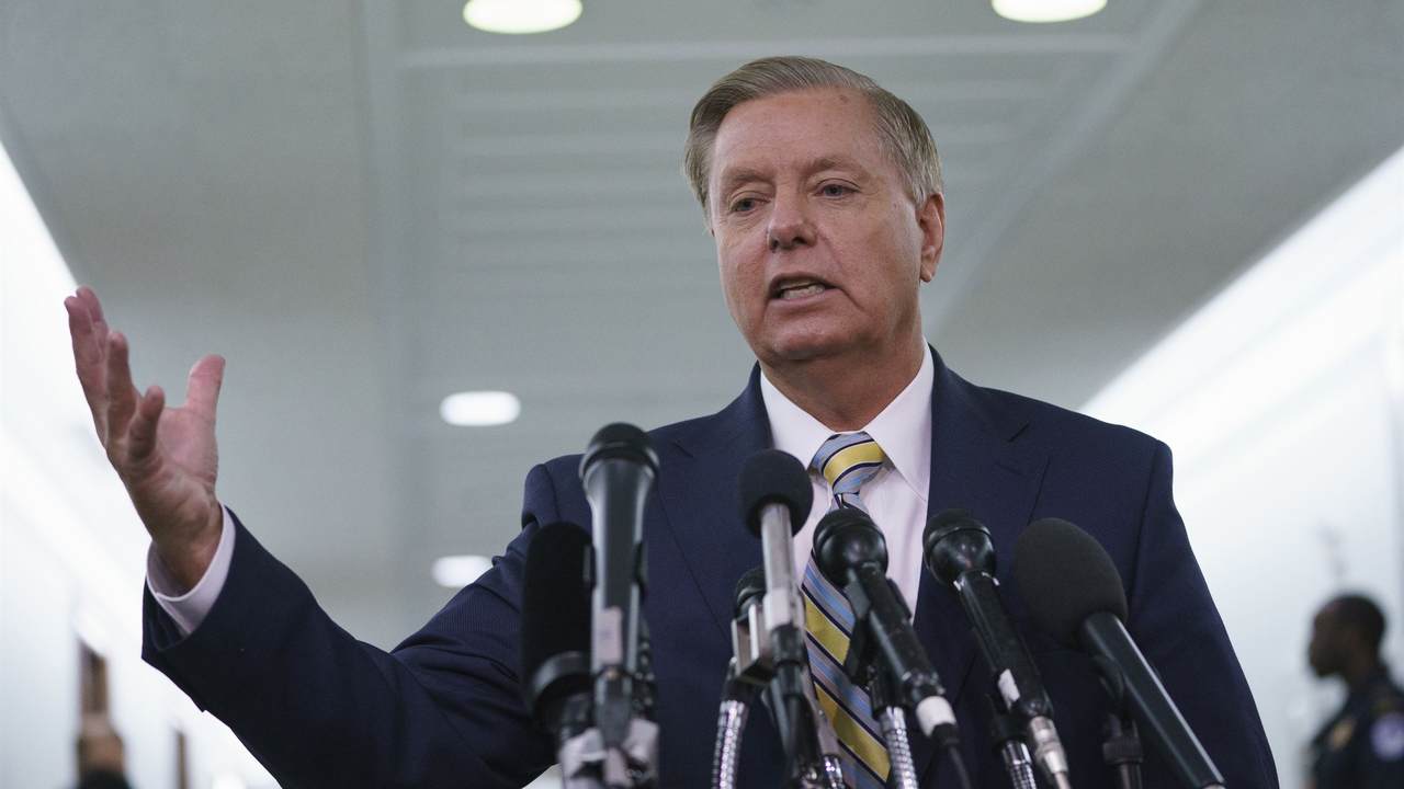 Sen. Graham Warns of 'Riots In the Street' If Trump Prosecuted Over Documents - Vimarsana News