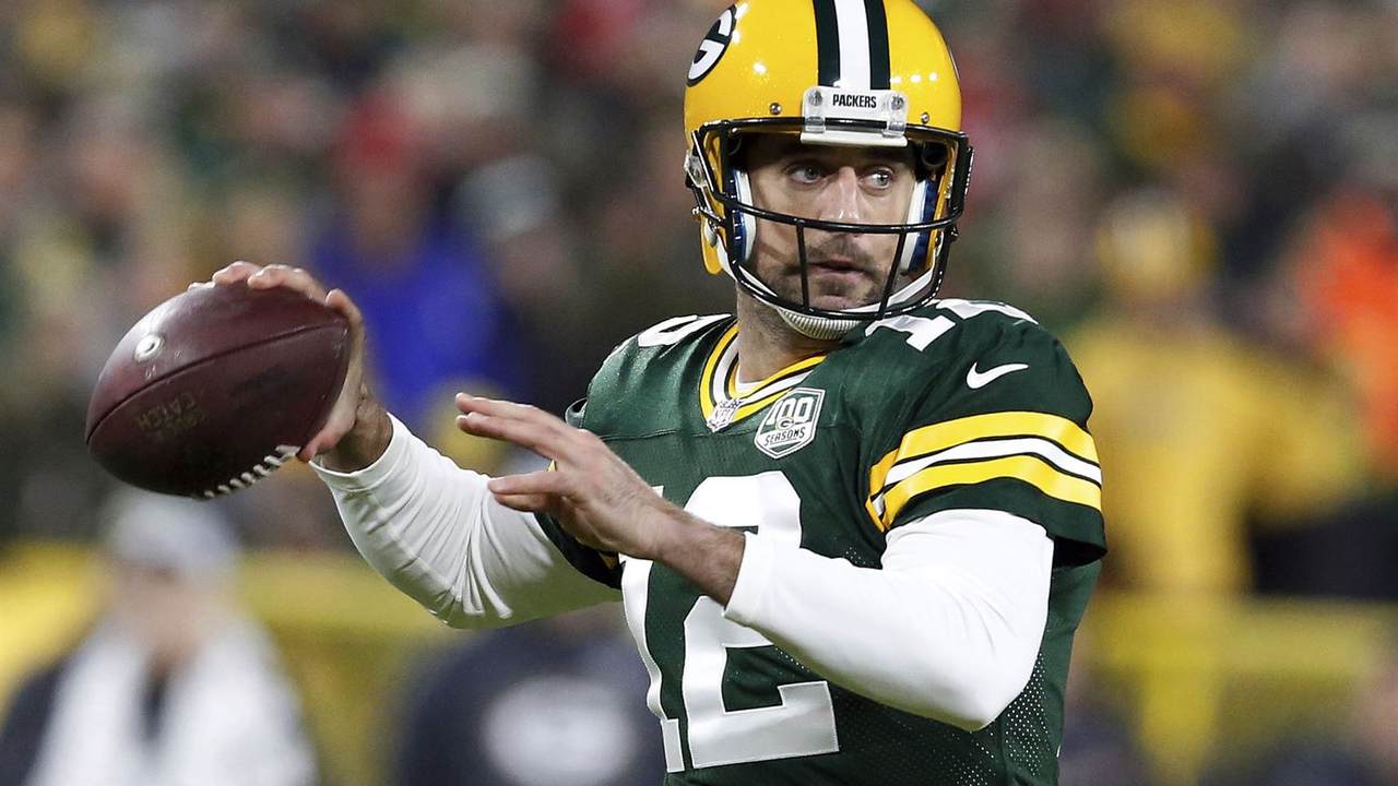 Aaron Rodgers throws a real bomb about Beth Baumann’s politicians’ COVID hypocrisy