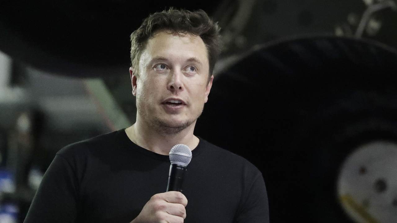 Elon Musk Moves Out of California