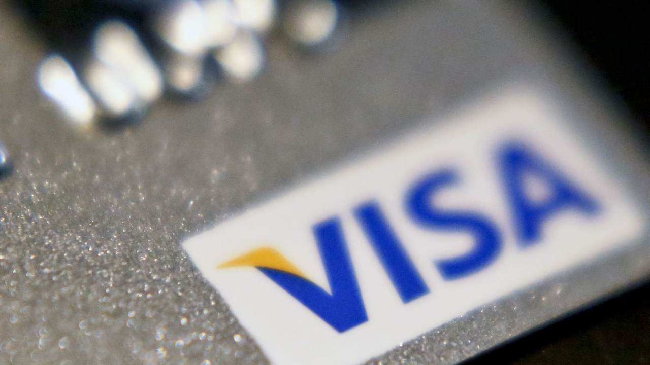 Visa, Mastercard Suspend Operations in Russia