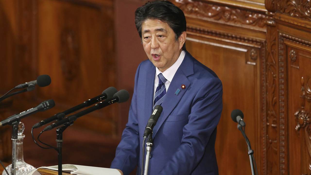 Former Japanese PM Shinzo Abe Gravely Wounded in Assassination Attempt