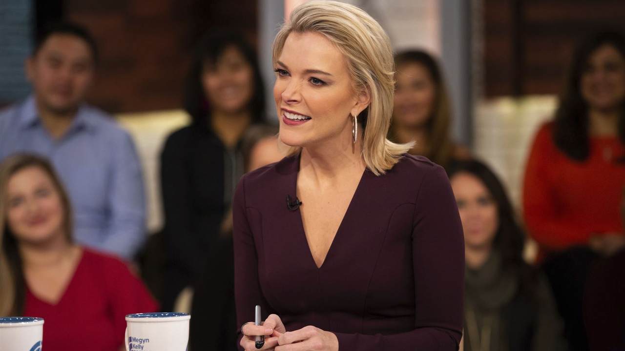 'I AM Science, Says the Sun King': Tucker Carlson, Megyn Kelly, Others Scorch Fauci Claim - Vimarsana News