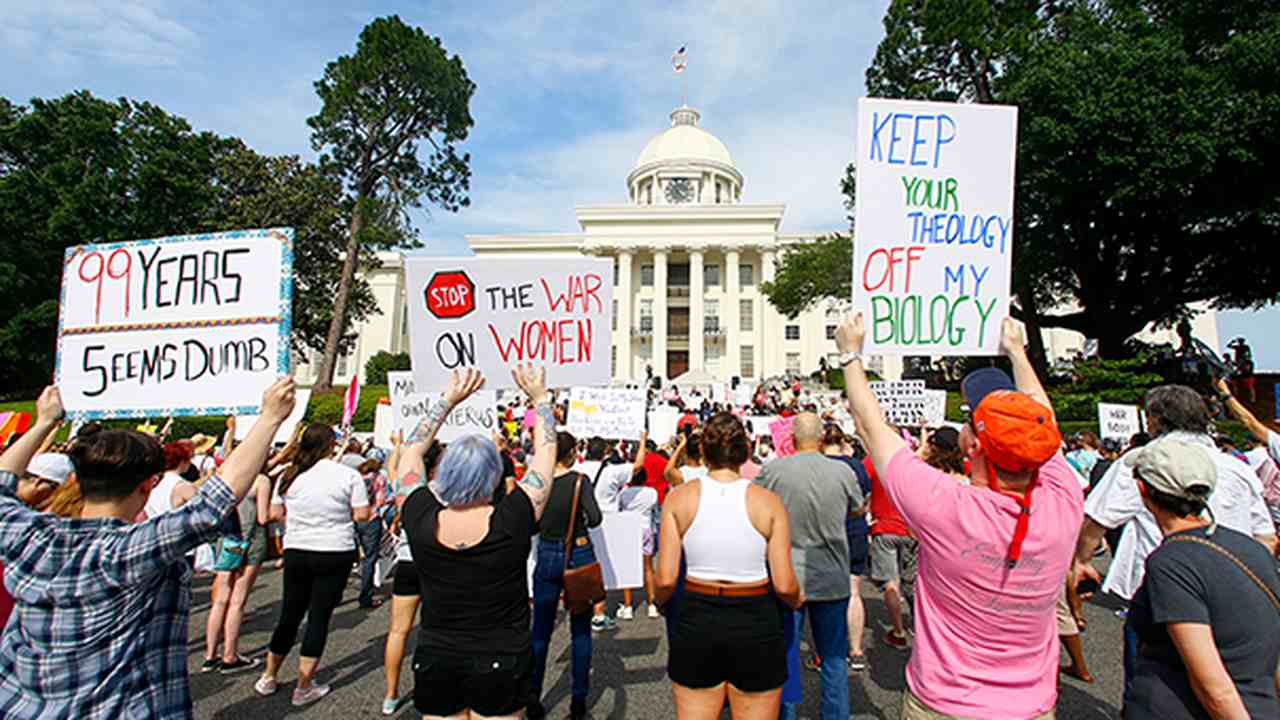 A State Senate Votes to Overturn Parental Notification for Minors' Abortions - Vimarsana News
