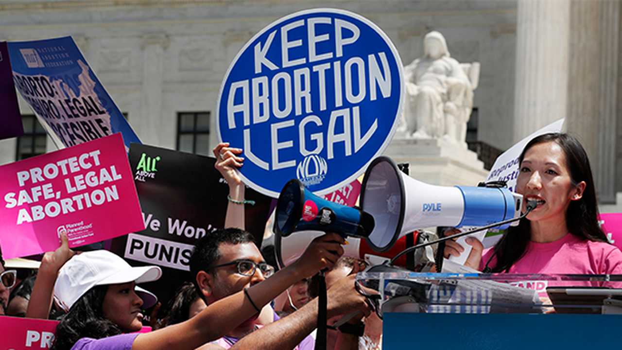 One Pro-Choice Senator Won’t Support an Abortion Rights Bill