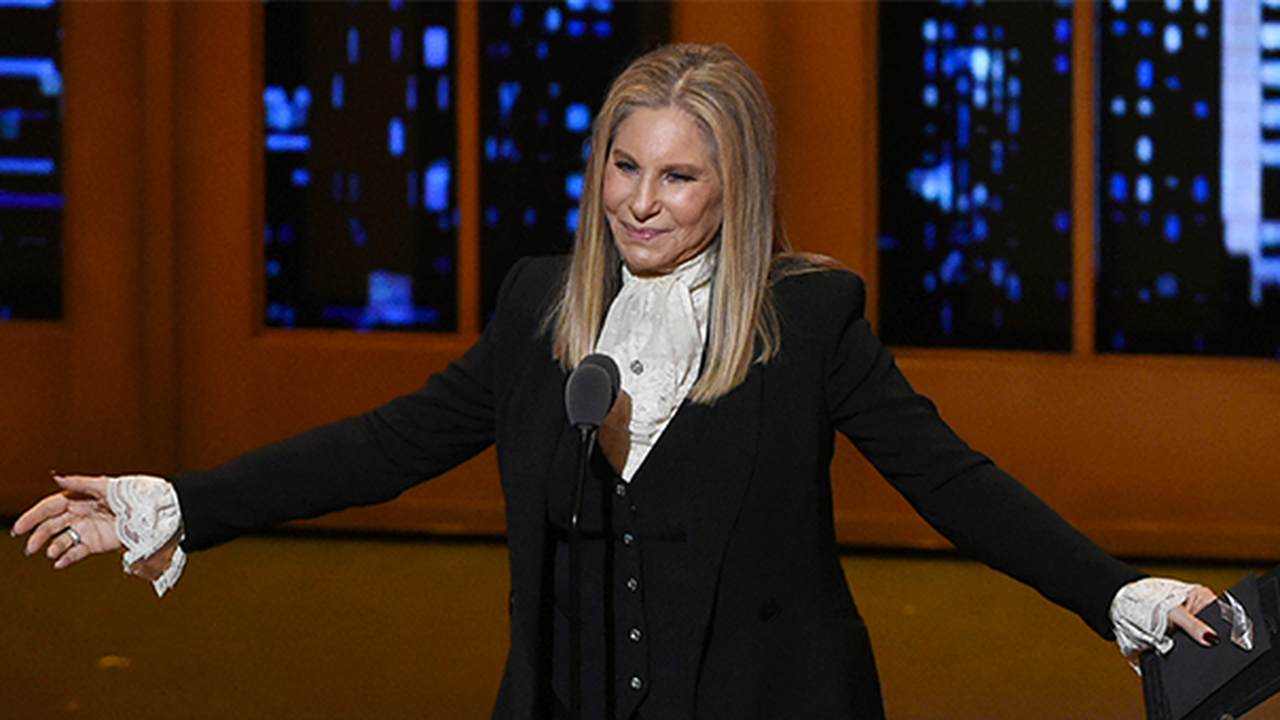 Streisand Tweets Violent Cartoon of Trump 