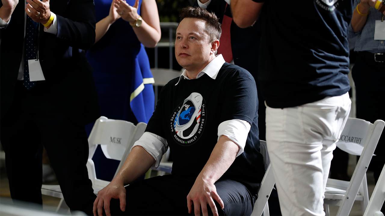 Dems Begin Smear Campaign Against Musk After Twitter Buy