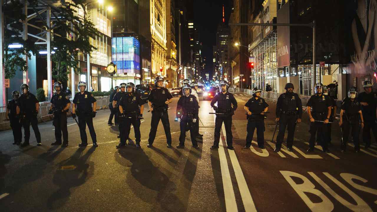 NY Attorneys Charged with Firebombing Police Van During BLM Riots Get Sweet Heart Deal - Vimarsana News