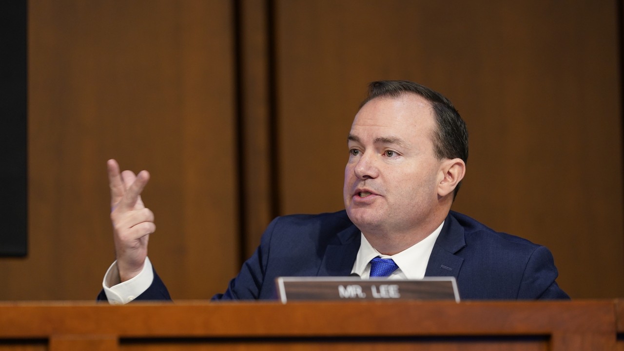 Yes, 'BasedMikeLee' Is the Utah Senator's Actual Twitter Account - Vimarsana News