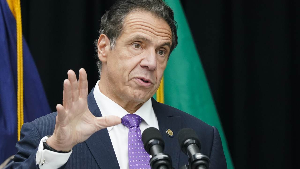 Cuomo Dishes Out Advice on Leadership He Really Should've Taken Himself