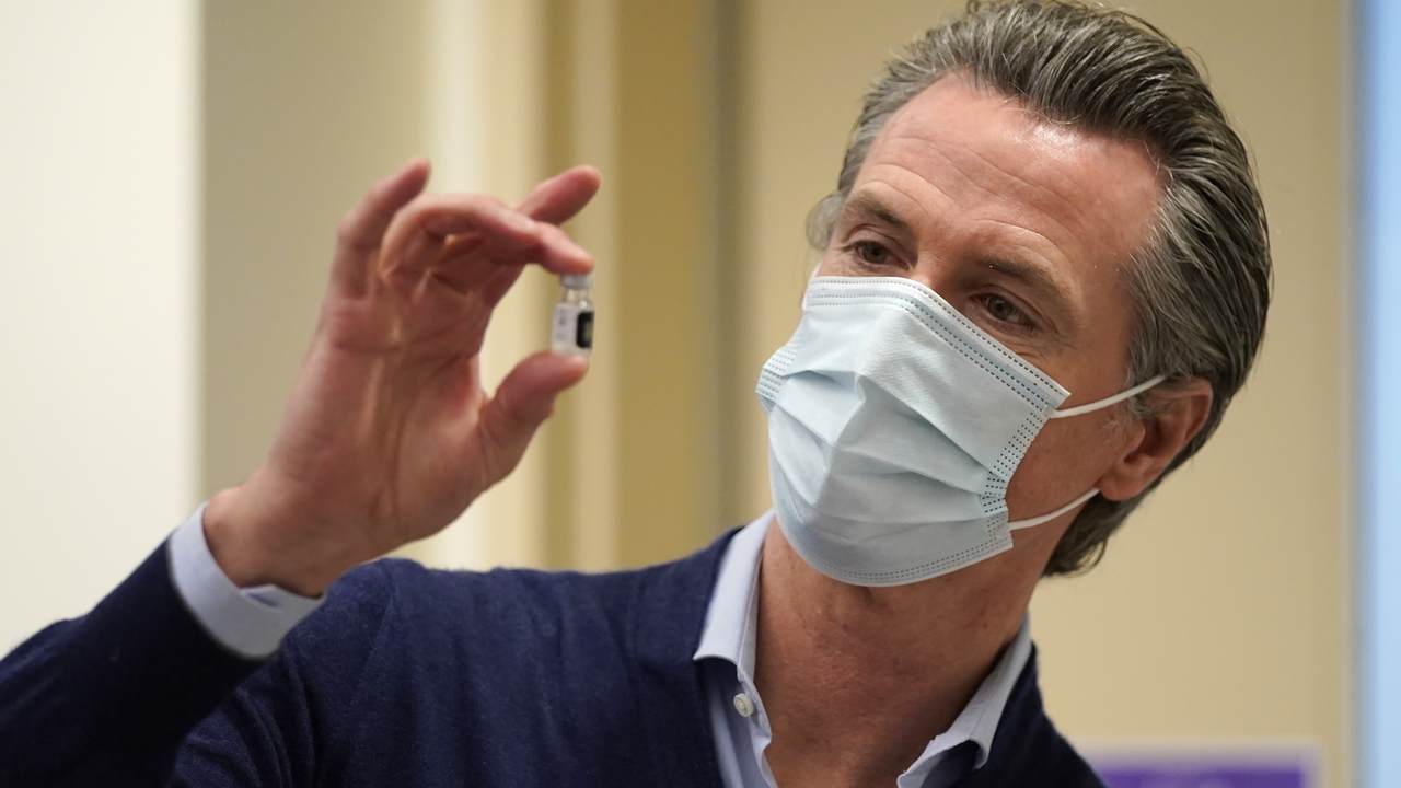 Restaurant Owner Who Pointed Out LA Outdoor Ban Hypocrisy Takes the Fight to Gavin Newsom - Vimarsana News