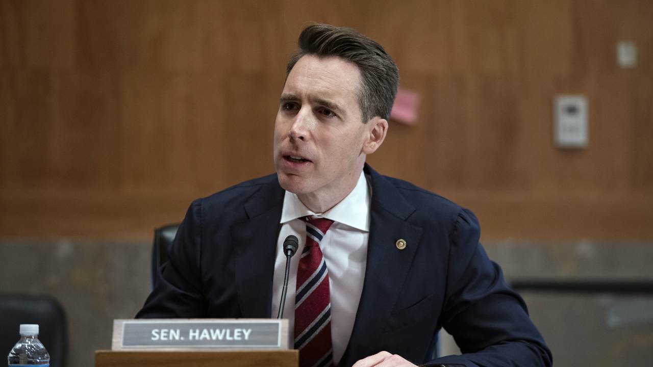 Sen. Josh Hawley Wants to Know Why Pro-Lifers Are Held to an Unequal Standard by Biden's DOJ