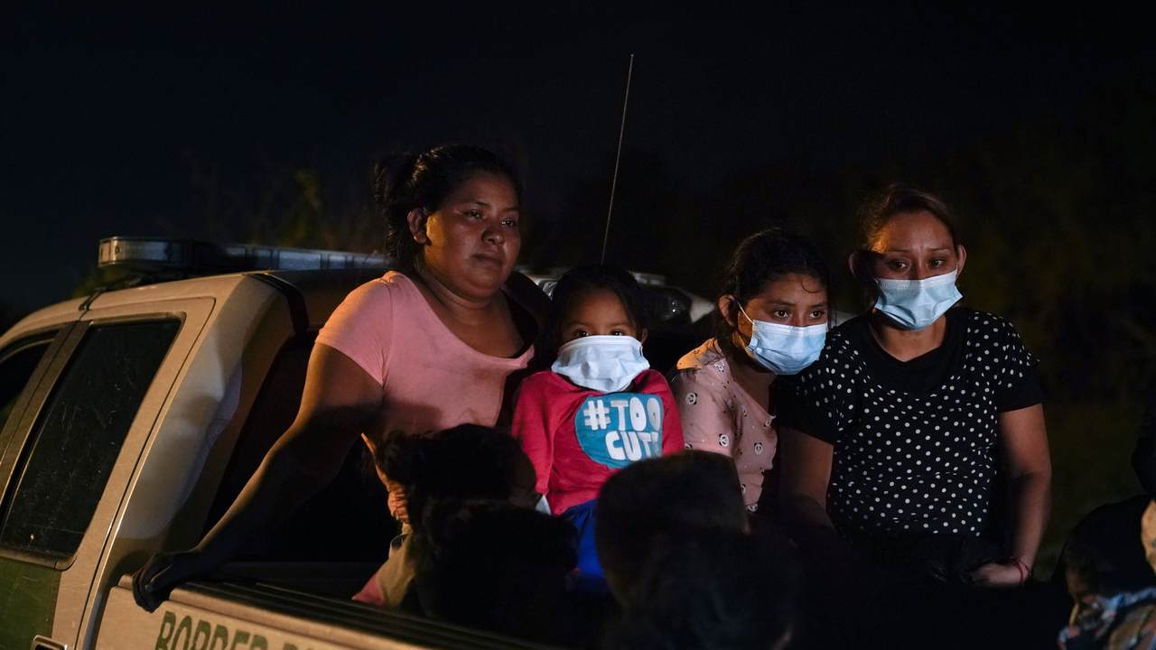 Biden Wants to Give Illegals $450K - Vimarsana News