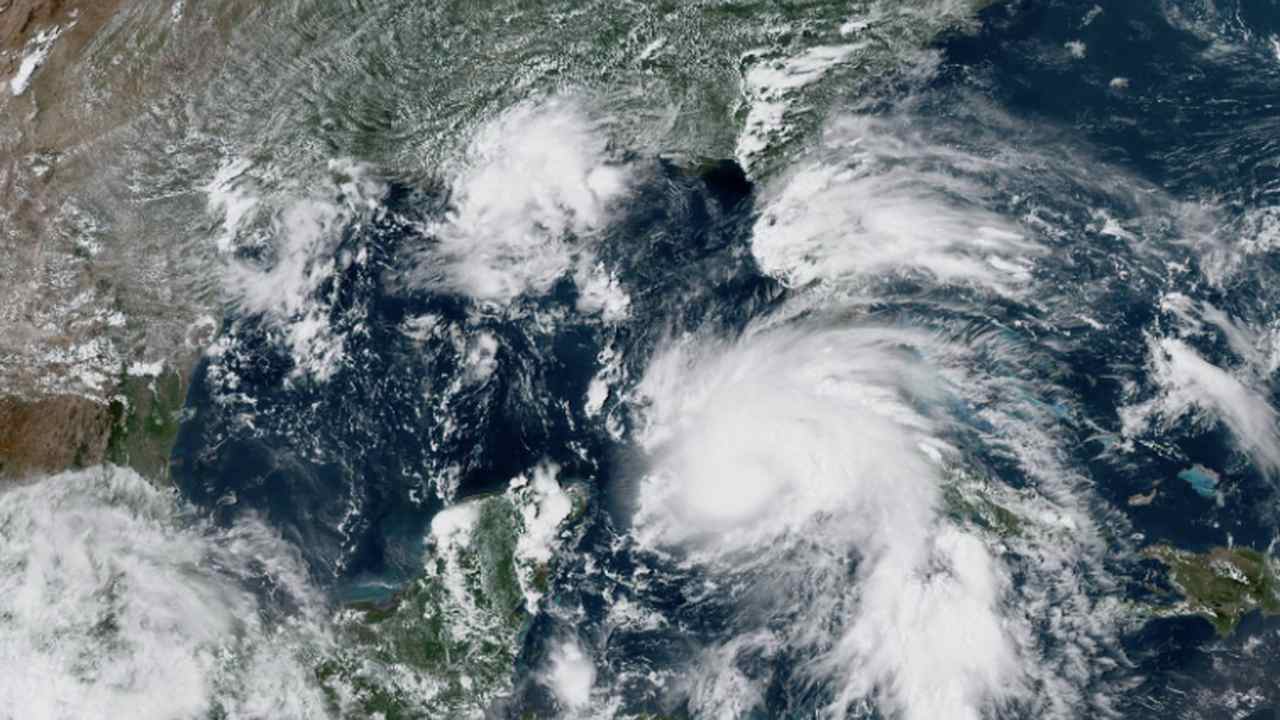 Gulf Coast Threatened by 'Dangerous Major Hurricane' Landfall on 16th Anniversary of Katrina - Vimarsana News