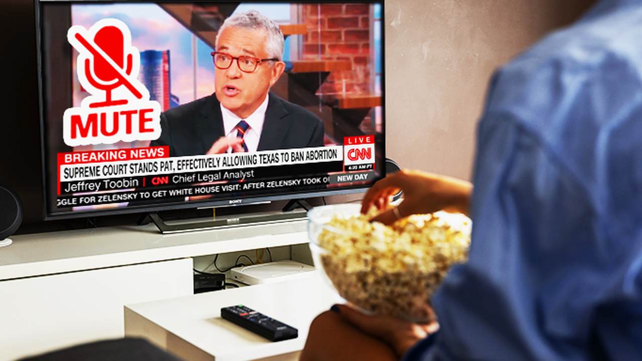 Proof Jeffrey Toobin Cannot Count to 21 While Wearing Pants - Vimarsana News