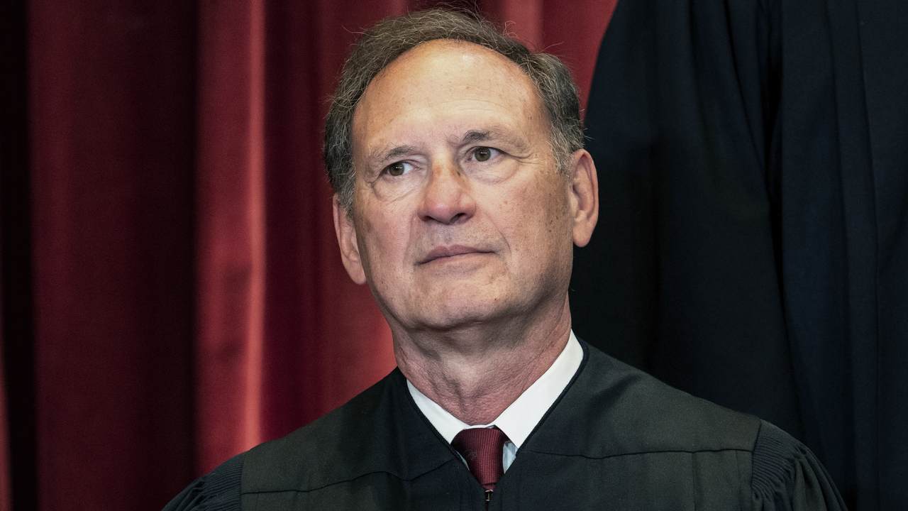 Alito Takes a Blow Torch to Liberal Justices' Dissent