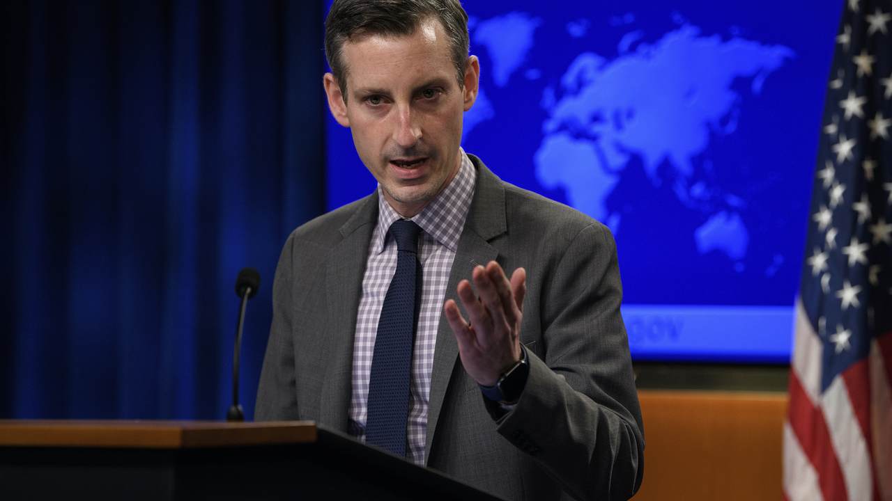 'That's Just Flat Wrong': AP Reporter Confronts State Department Spokesman Over Russia-Ukraine - Vimarsana News