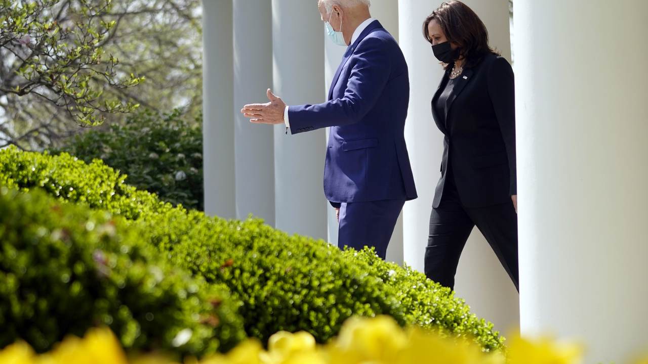 Biden Finally Admits the Border is Experiencing a 'Crisis.' - Vimarsana News